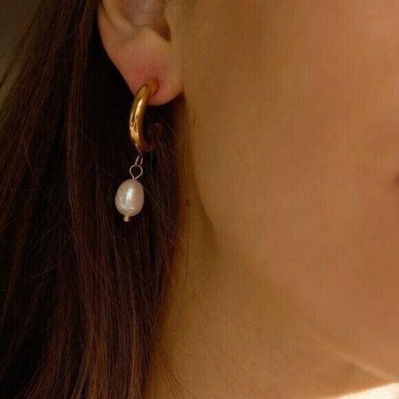 Dangle Pearl Earrings Huggie Earrings Waterproof Chunky Pearl Hoop Huggies CUTE - Picture 7 of 11